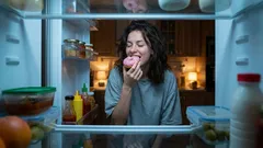 ”Myöhäisillan ahmiminen”: 7 terveellistä välipalaa ennen nukkumaanmenoa